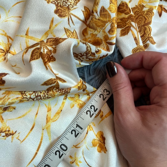 L'Agence Demie Cream Gold Satin Belted Shirt Mini Dress Maximalist Size 16 - Picture 4 of 7